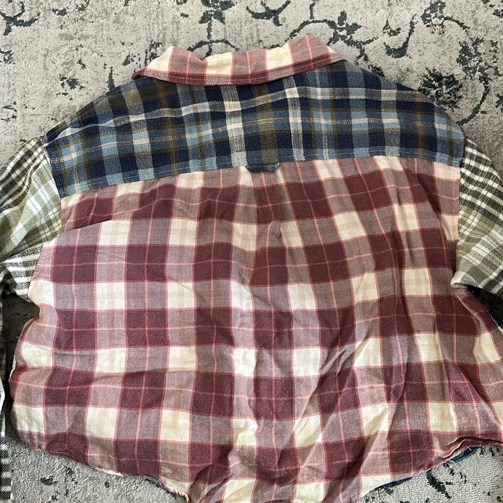 American Eagle Patchwork Plaid Cropped Shirt - image 4